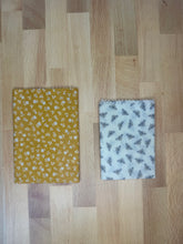 Load image into Gallery viewer, Honeybee Meadows Beeswax Wraps – Set of 2 (Small & Medium)