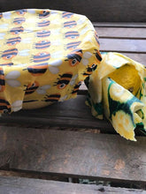 Load image into Gallery viewer, Small/Medium Beeswax Wraps, set of 2