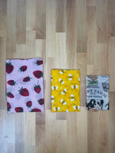 Load image into Gallery viewer, Berry Bee Farm Beeswax Wraps – Set of 3 (Small &amp; Medium &amp; Large)
